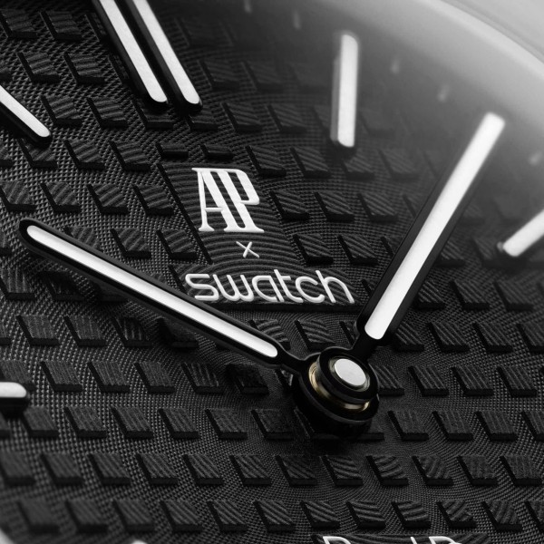 Годинник Audemars Piguet x Swatch Royal Pop: OCHO NEGRO